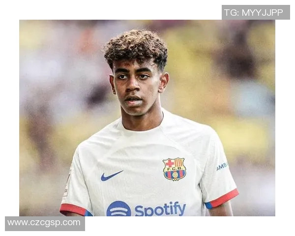 马里迪莫与马迪亚拿的精彩对决揭示足球战术与团队合作的魅力 马里迪莫与马迪亚拿的精彩对决揭示足球战术与团队合作的魅力